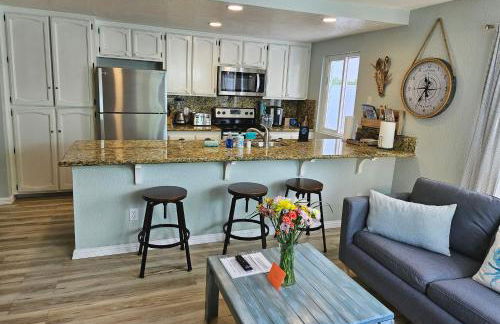 Luna Azul, cozy condo only steps to Mission Beach! Free Internet - Foto 16