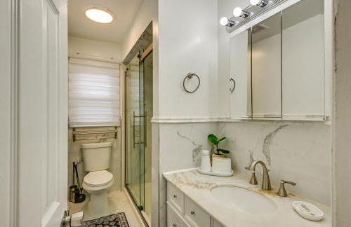 Walk to Public Transit Apt Next to Lincoln Park - Photo 17