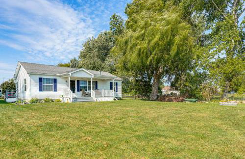 Lake View Dog-Friendly Home with Yard and Fire Pit! - Photo 22