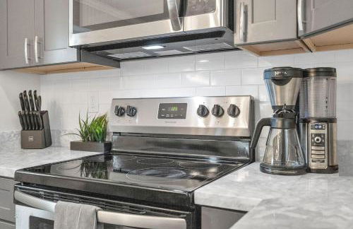 Patio Retreat Festival Season Getaway - Foto 11