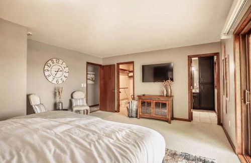 Waterfront Home with Dock Sleeps 8 - Foto 28