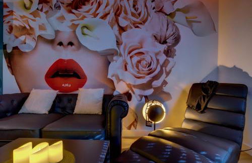 Love Room - Balnéo - Insolite- Détente - Foto 8