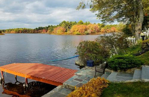 Pond Access and Private Dock East Wareham Home - Foto 2