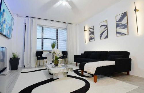 Luxe Skyrise Condo Downtown Jax - Foto 1