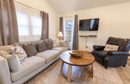 Modern Luxury Bungalow steps from DT Activities - Foto 6