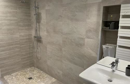 Gîte spacieux avec climatisation dans la campagne bourbonnaise - FR-1-489-339 - Foto 5