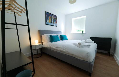 Luxury Flats Near Manchester Airport - Photo 5