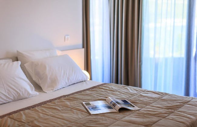 ROYAL GARDENS Apartments - Photo 11