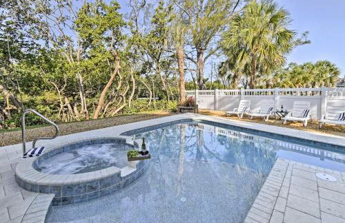 Canal-front Gem with Pool and Hot Tub in Anna Maria - Foto 31