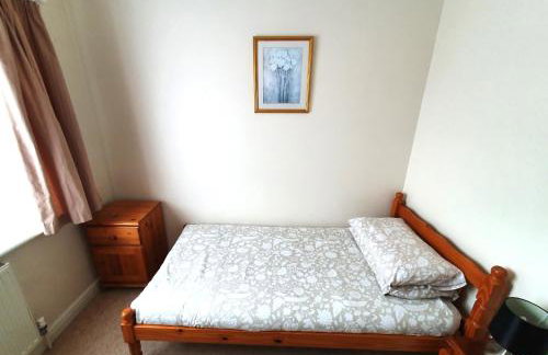 Friars Walk houses with 2 bedrooms, 2 bathrooms, fast Wi-Fi and private parking - Photo 49