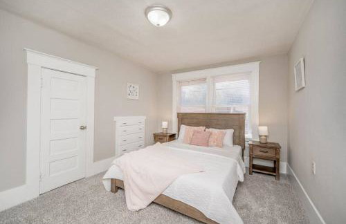 4 Bed 2 Bath Home by College Hill and Hospitals - Foto 13