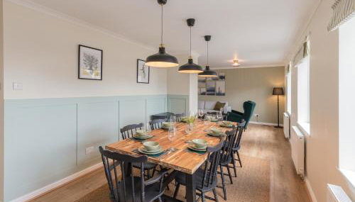 4 Bed City House with Private Garden and Parking - Foto 4