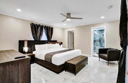 Sensational 5BR Villa Heated Pool near Hard Rock - Foto 12