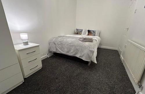 Comfortable, spacious 2 Bedroom house close to Etihad Stadium - Foto 7