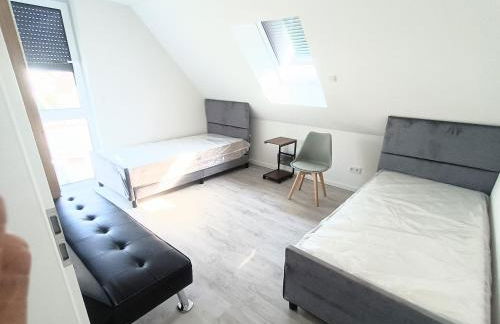 Apartment mit Balkon - Foto 2