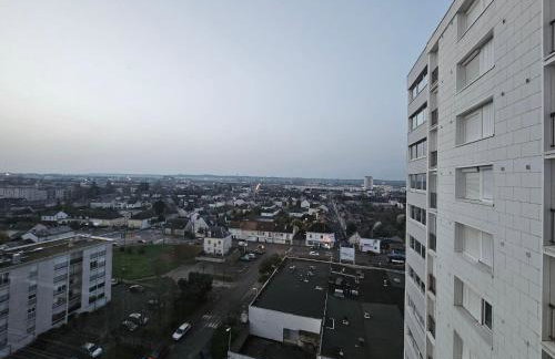 Charming 3-Bedroom Apartment in Saint-Pierre-des-Corps - Foto 17