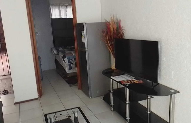 One Bedroom Unit In Central Sandton - Photo 7
