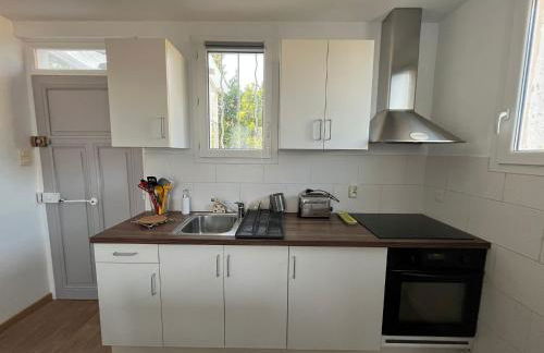 T2 30m2 CLIMATISE AVEC JARDIN PROCHE DE LA MER - Foto 5