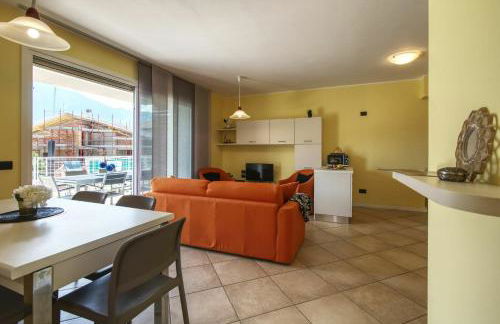 Yellow Lake View by Halldis - Foto 8