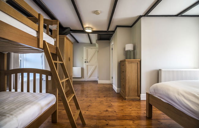 Barn Conversion - Hot Tub - Penally - Foto 13