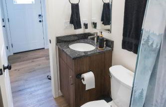 NEW! Boise BaseCamp -Fire Pit -E-Bikes -Greenbelt - Foto 64