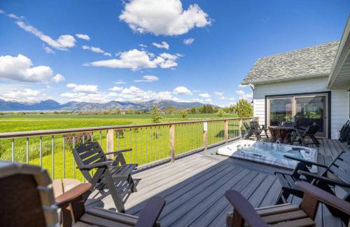 Mountain View Home w/Hot Tub - Close to Downtown! - Foto 24