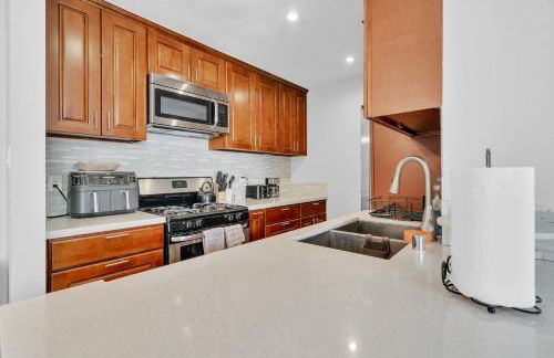 High Ceilings 3BR with Loft-2 Baths Pool & Jacuzzi - Foto 38