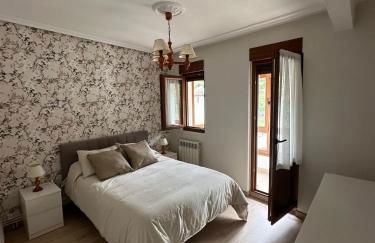 Casa con jardín a pie de playa y montaña - Foto 3