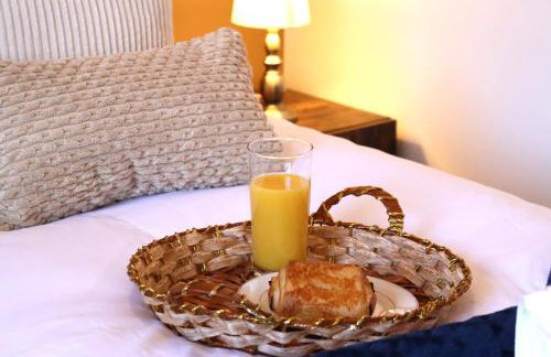 Luxury 2 Bed Apt, Sleeps 4, Secure PRKG-1 Car, Ascot Racecourse 5min walk, Legoland & Lapland 8mins, Windsor 15mins - Foto 28