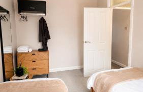 Modern 2Bedroom House in Coventry Private Parking - Foto 7