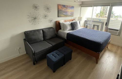 Contemporary Ocean View Suite - Heart of Waikiki! - Foto 2