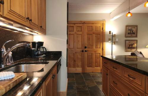 Lift One Condominiums - 1, 2, 3 Bedroom Units Adjacent To Downtown Aspen - Foto 35