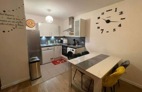 Luxurious Apartment Private Parking 25 MN to Paris - Foto 9