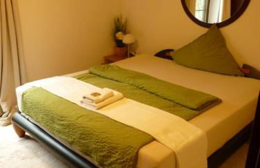 Haus mit Seeblick - Terrassen - großzügig auf 2 Ebenen - freistehend 1.000 qm - Foto 15