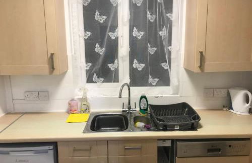 Bob's House quiet retreat with large shared garden - Foto 17