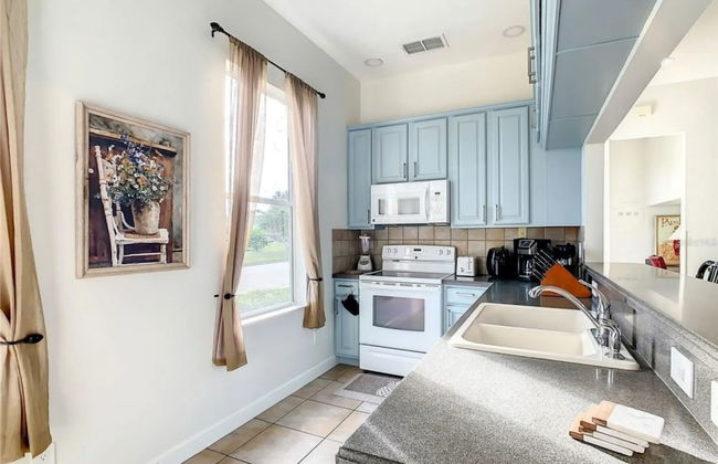 Reunion Resort 3 bed With Private Pool - Photo 12