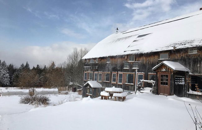 Relaxing Nature Retreat Perfect for Large Groups - Foto 9