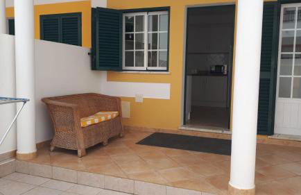 A Casinha da Tita - Moradia com Terraço - Foto 16