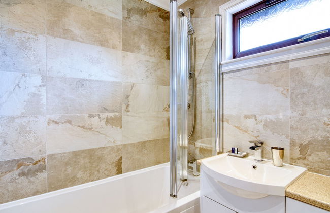 The Whooper - Foto 24