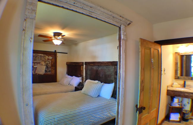 Miners Camp - Photo 32