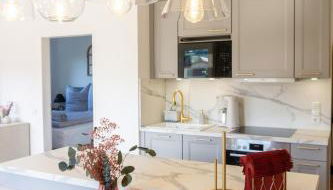 Große helle moderne Wohnung mit Balkon und Aussicht HBS - Foto 2