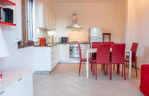 Villa Victoria 1.5 Km From The Beach - Happy Rentals - Foto 12