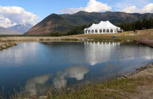 Amazing Log Cabin Rental with Pool Table in the Mountains in West Glacier, Montana - Foto 51