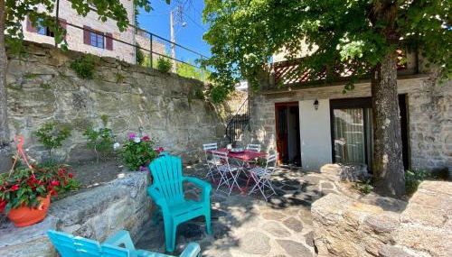 Charmante maisonnette à Blavozy, proche du Puy-en-Velay, avec terrasse privative, WiFi, et parking - FR-1-582-57 - Foto 2