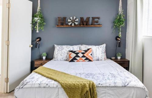 Bright 2BR Oasis Desert Charm and BBQ Nights - Foto 35