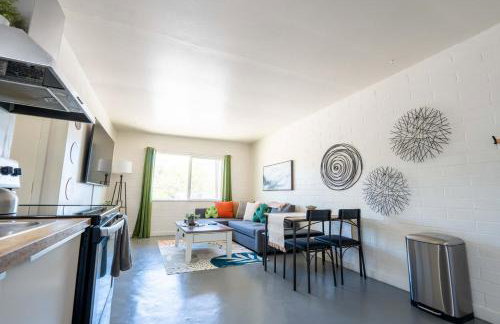 Spring Dream 2BR Apt with Parking in the Heart of DT - Foto 30