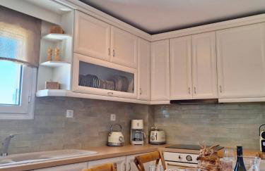 Aerie House Skiathos 2 bedroom 2 bathroom apartment with sea view - Foto 11