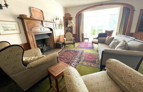 Beautiful 4BR Period Home With Spectacular Views - Pass the Keys - Photo 7