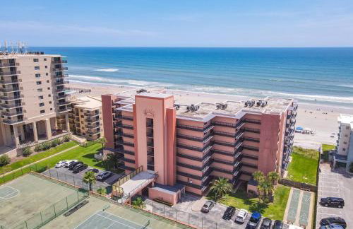 Oceanfront Sunrise Overlooking Pool Walk to shopping dining Sunrise 805 - Foto 22