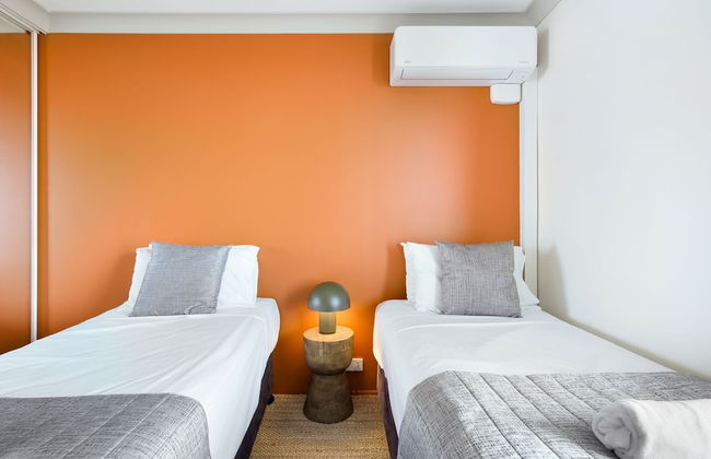 Meridian Tower - Photo 32